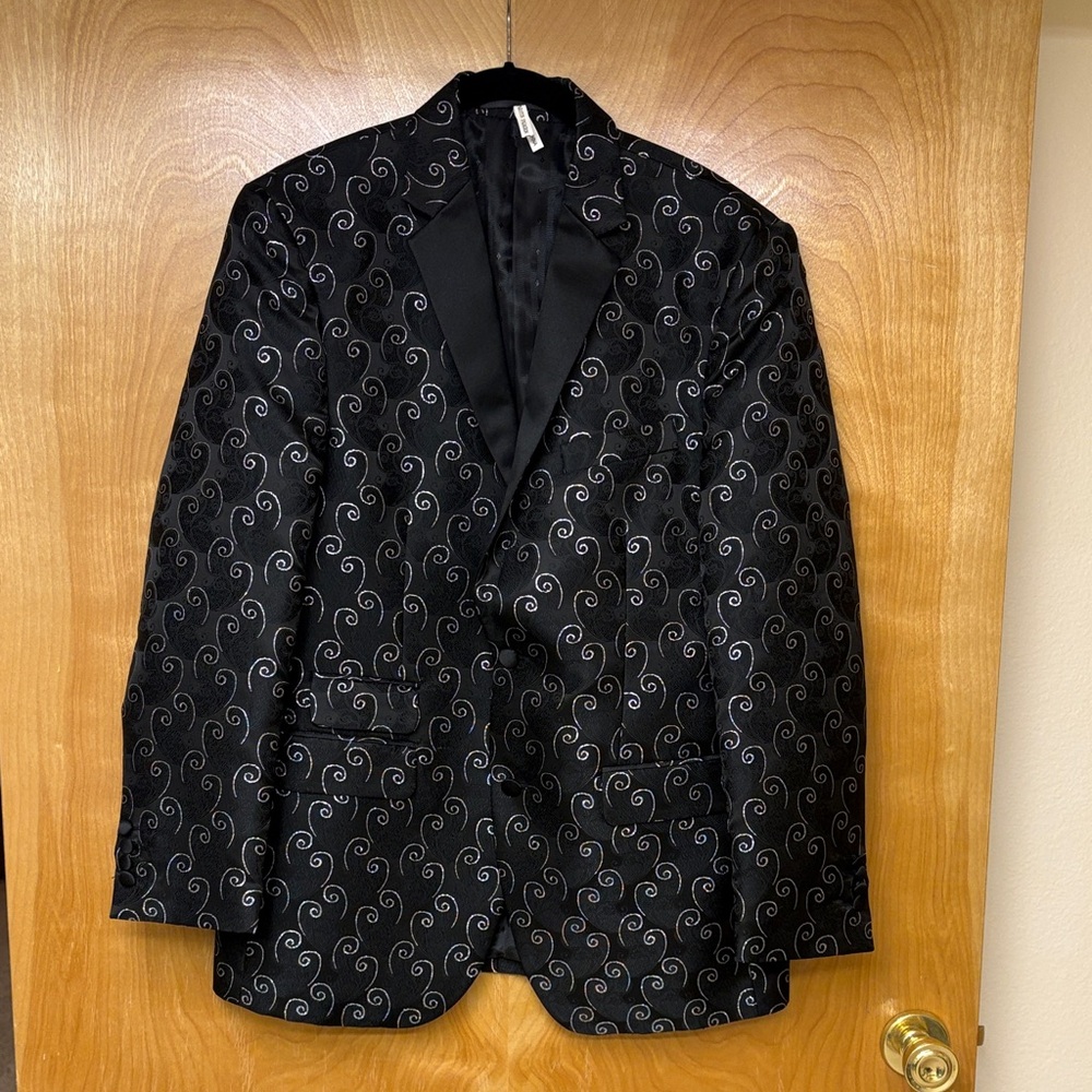 Elegant Black Swirl Pattern Blazer